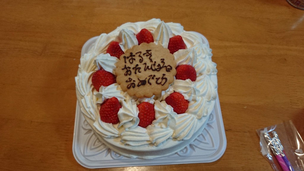 誕生日ケーキ