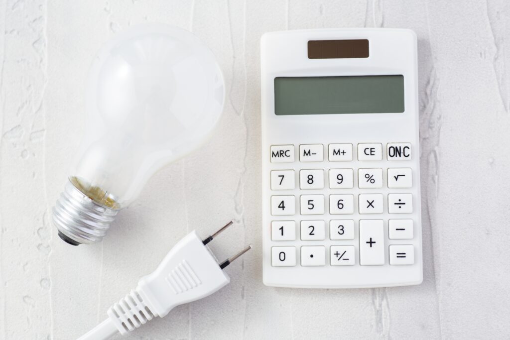【2025年版】売電価格が下がった今でも太陽光発電が得と言われる理由とは？