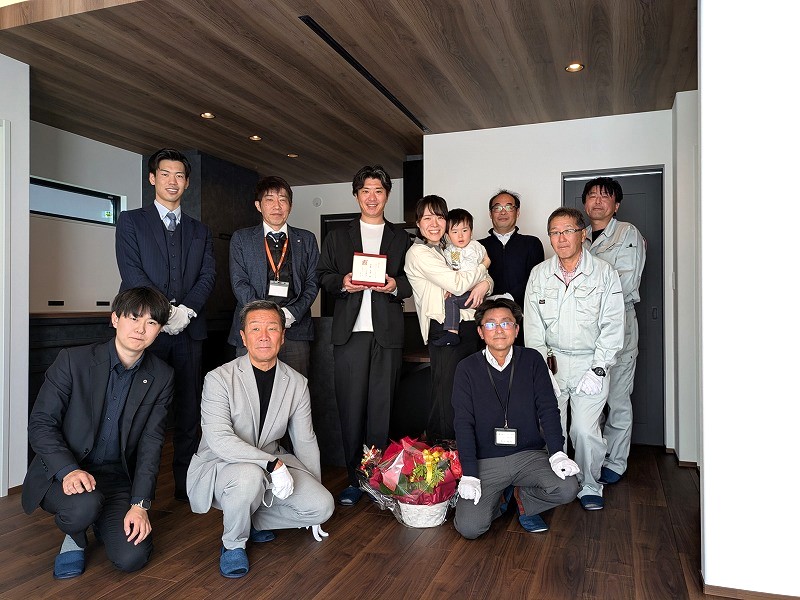 朝の身支度も帰宅もスムーズ。親身な提案と温かい人柄に惹かれた、こだわり間取りの家。