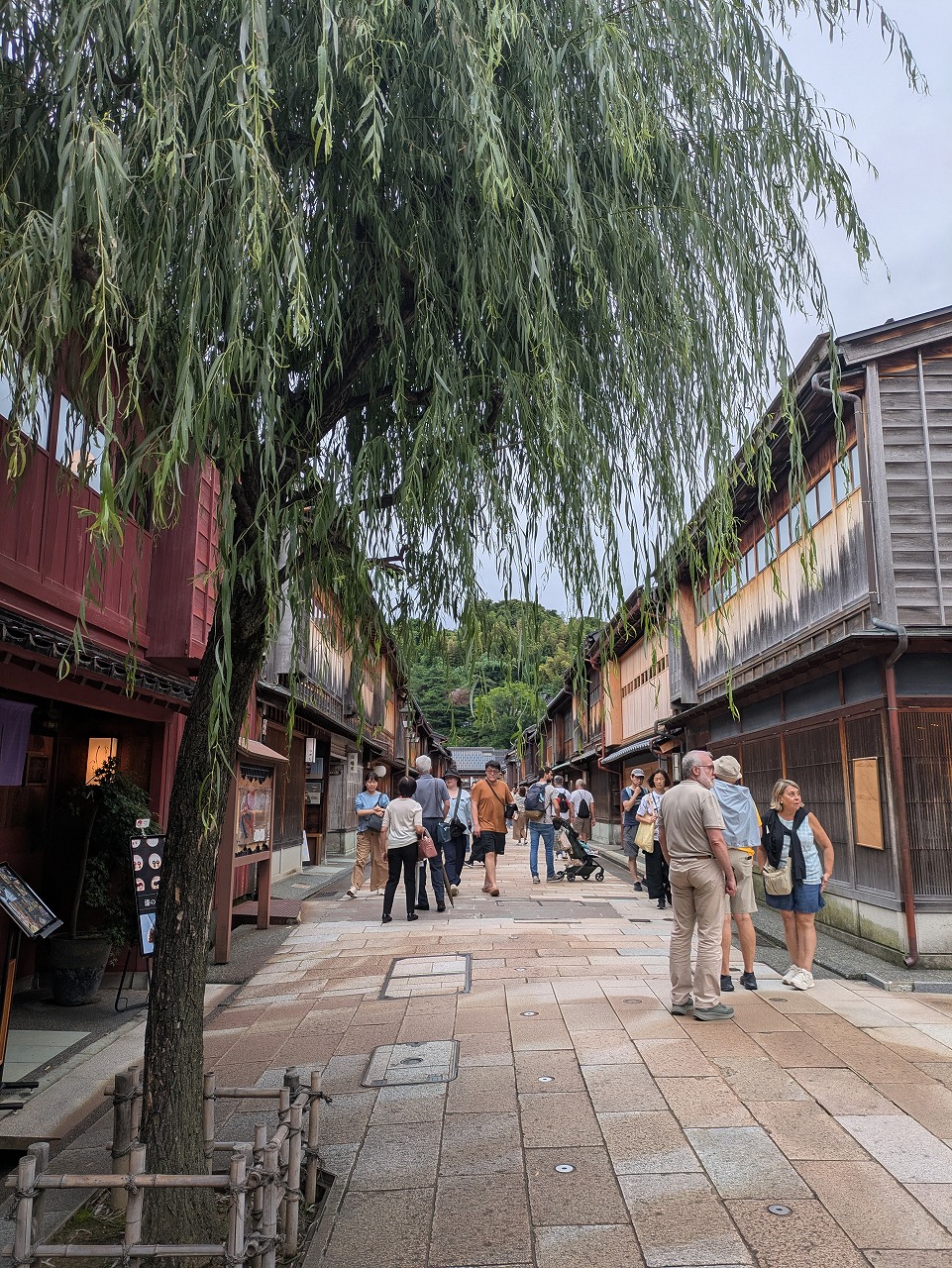 ひがし茶屋街の街並み