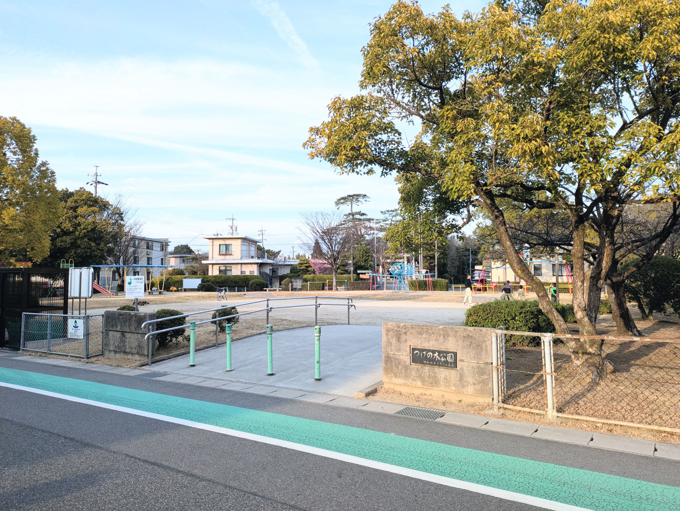 つげの木公園まで徒歩約2分（90ｍ）